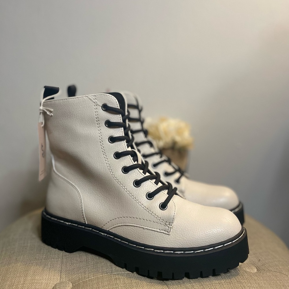 Sincerely Jules “Harley” Combat Boots - Size 8.5 - Picture 2 of 12